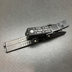 光ファイバカッタ