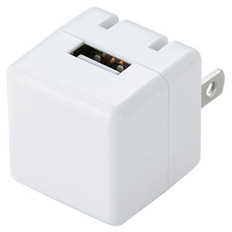 5W　キューブ型AC充電器