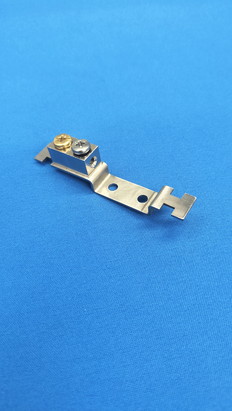 テンションメンバ固定金具